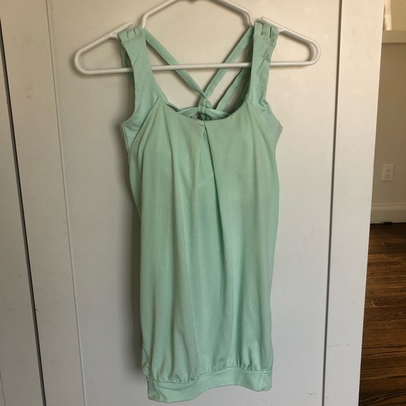 Lululemon built in bra tank, size 6 - Picture 2 of 6